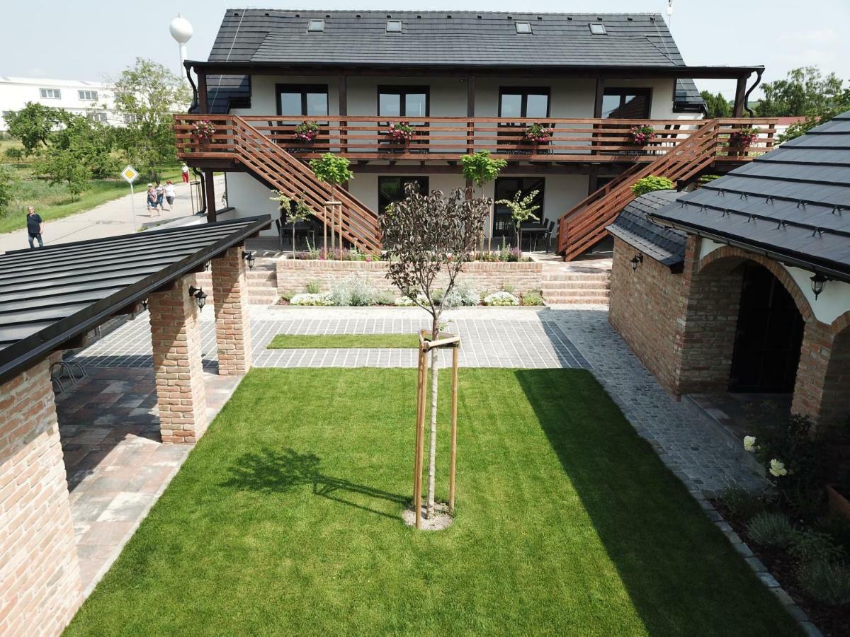 Apartmany Pod Palavou Starovicky Zewnętrze zdjęcie