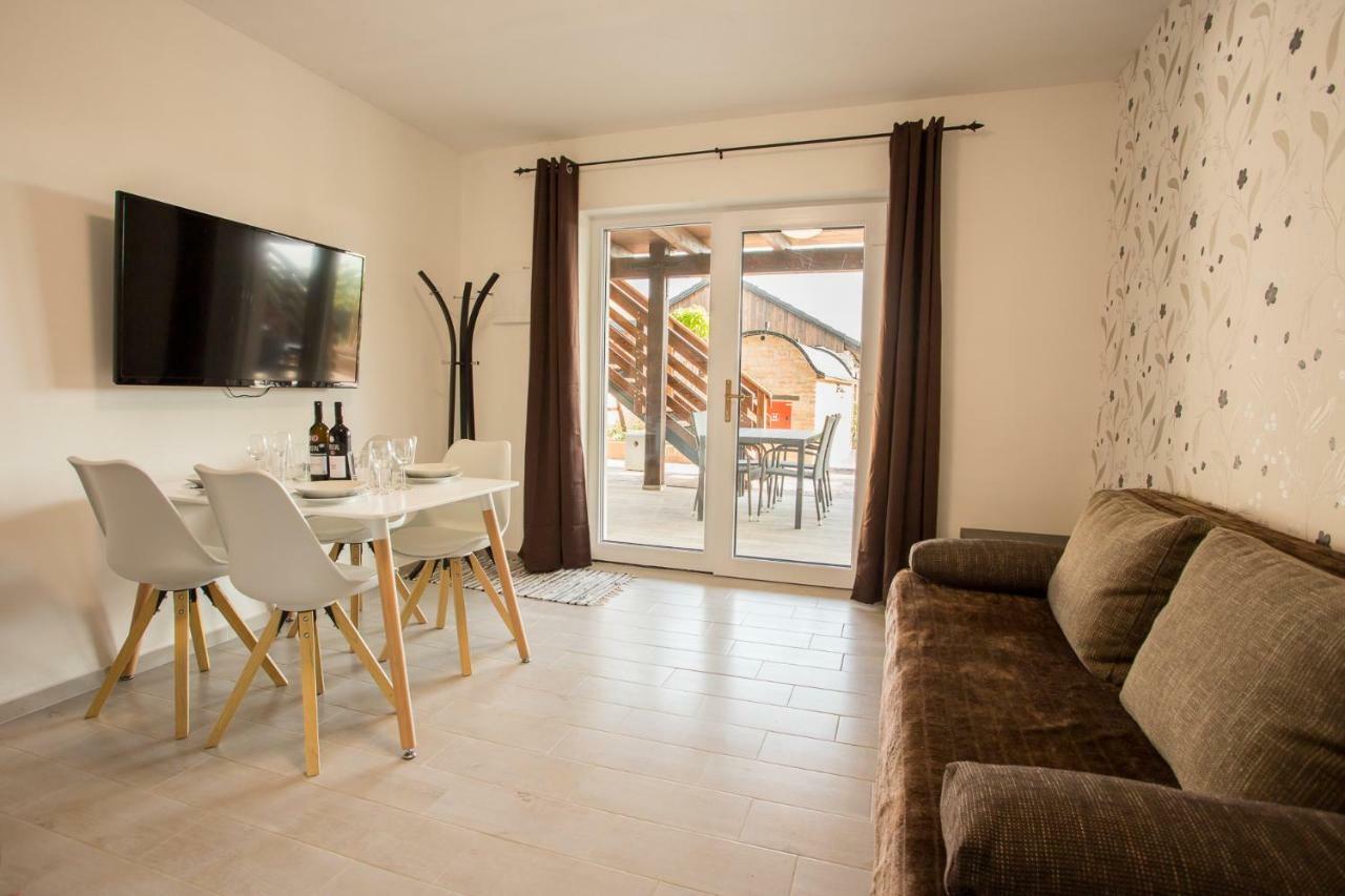 Apartmany Pod Palavou Starovicky Zewnętrze zdjęcie